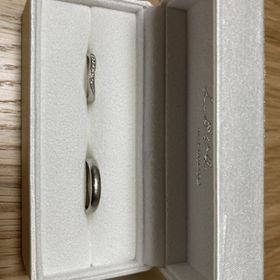 【MIKIMOTO(ミキモト)の口コミ】 質の良いメレダイヤが散りばめられているのと、絶妙なウェーブが美しい指…