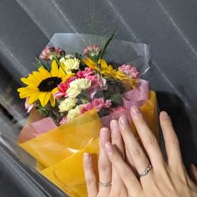 【ROCCA(ロッカ)の口コミ】 シンプルかつなめらかな曲線にこだわりました。彼も私も特にこだわりはな…