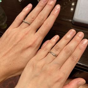 【ケイウノ ブライダル(K.UNO BRIDAL)の口コミ】 あえてペアリングではなく、お互いで基盤のデザインを気に入ったものを選…