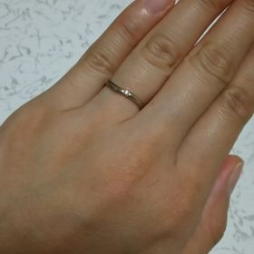 【Dolfani(ドルファーニ )の口コミ】 友人がこちらの指輪をしていて、すごく綺麗で憧れていたので、こちらにし…