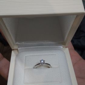 【MIKIMOTO(ミキモト)の口コミ】 シンプルなデザインで、自分自身の小さめの指にも合うデザインや指輪の形…