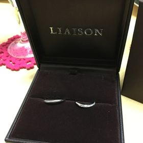 【LIAISON(リエゾン)の口コミ】 ２人ともデザインが好みでペアの男性の方はつや消しができ、着けた感じも…