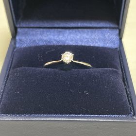 【銀座ダイヤモンドシライシの口コミ】 ダイヤのみの購入が出来たことに加えサービスでサイズ調整可能なリングに…