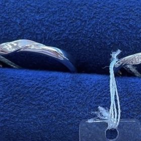 【ENUOVE(イノーヴェ)の口コミ】 【デザイン・テイスト】指が短くふっくらした手なのでウェーブ型がいいな…