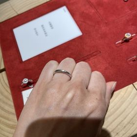 【出雲結(いずもゆい)の口コミ】 シンプルなデザインでありながらも、表面にマットな加工ができたりと、個…