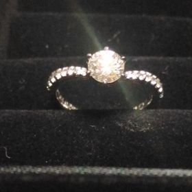 【宝寿堂(ほうじゅどう)の口コミ】 もともと手元にあった父のタイピンのダイアモンドをリメイクしました。初…