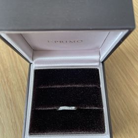 【アイプリモ(I-PRIMO)の口コミ】 ぐるっと一周に渡りエッジのデザインがついており、すぐに気に入ってしま…