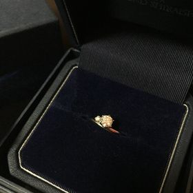 【銀座ダイヤモンドシライシの口コミ】 ダイヤモンド１つはなんだか寂しいけど、たくさんついている派手なものは…