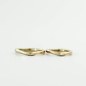 【atelier CraM(アトリエ クラム)の口コミ】 アトリエクラムさんの指輪のデザインに一目惚れして、こちらで作っていた…