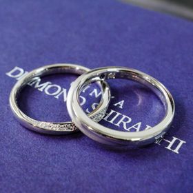 【銀座ダイヤモンドシライシの口コミ】 デザインがスマートでありながらダイヤがしっかりと付いており着用時して…