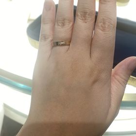 【ショーメ(CHAUMET)の口コミ】 センターにあるデザインが少し個性的でありながら、日常使いしやすいデザ…