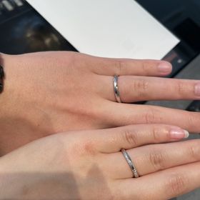 【エクセルコダイヤモンド(EXELCO DIAMOND)の口コミ】 デザインがねじれているものを探していました。何となく細く見えたらいい…