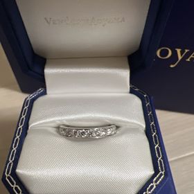 【ヴァンドーム青山(VENDOME AOYAMA)の口コミ】 ハーフエタニティで探していましたが、指の太さに合わせて厚みのあるもの…