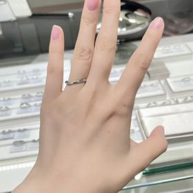 【アイプリモ(I-PRIMO)の口コミ】 指の形に合った指輪を見つけられます。
今までつけた指輪の中で一番自分の…