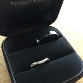 【ティファニー(Tiffany & Co.)の口コミ】 結婚指輪はティファニーっていう夢がずっとありましたが、やはり他の指輪…