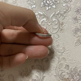 【銀座ダイヤモンドシライシの口コミ】 条件として、ハーフエタニティもしくはフルエタニティ、それ相応のもので…