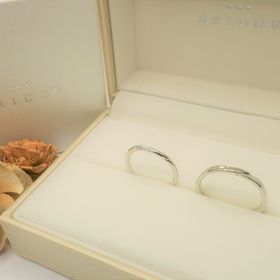 【BRIDGE(ブリッジ)の口コミ】 デザインが派手ではなく、かつ何もないことはなくといったちょうどいいシ…