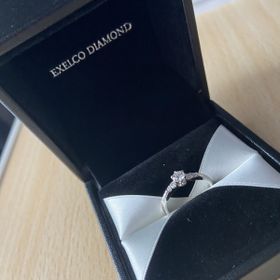 【エクセルコダイヤモンド(EXELCO DIAMOND)の口コミ】 決め手はなんと言ってもデザイン。接客当初指輪探しに緊張し、そこまでこ…