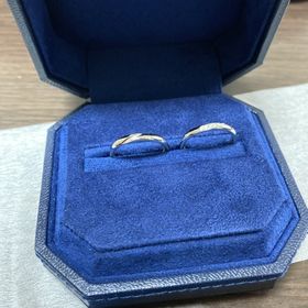 【ROYAL ASSCHER(ロイヤル・アッシャー)の口コミ】 さまざまなデザインがある中で、シンプルかつエレガントな王道のデザイン…