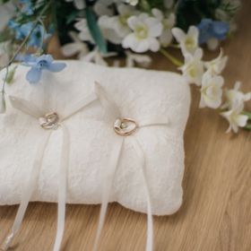 【TANZO.(鍛造指輪)の口コミ】 大量生産された既製品ではなく、職人が地金を熱して叩く作業を繰り返し世…