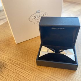 【エクセルコダイヤモンド(EXELCO DIAMOND)の口コミ】 もともとハーフエタニティのデザインで検討していました。いろいろ調べて…