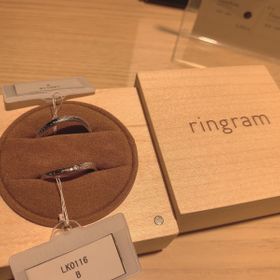【ringram(リングラム)の口コミ】 ウェーブの形で探していました。天の川のデザインがとても綺麗で良かった…