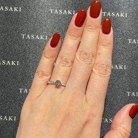 【TASAKI(タサキ)の口コミ】 金額とデザインが理想的だった。1粒ダイヤで、周りに細かいダイヤが付いた…