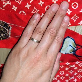 【BRILLIANCE+(ブリリアンスプラス)の口コミ】 シャンパンゴールドという他では見られない色と、サティーン仕上げの綺麗…