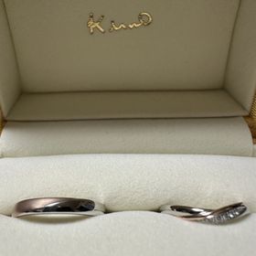 【ケイウノ ブライダル(K.UNO BRIDAL)の口コミ】 指輪のデザインで絶対に譲れないことなどは特にありませんでしたが、色々…
