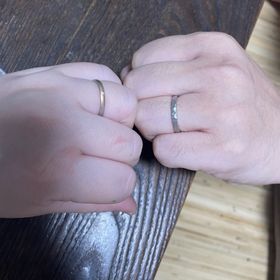 【ひなの口コミ】 主人は「かりんとう」、私は「かき氷」がテーマのリングを購入しました。…