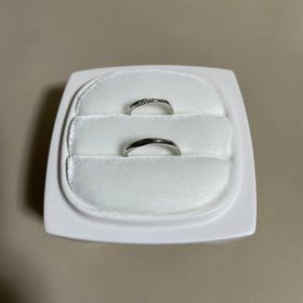 【俄(にわか)の口コミ】 色々なブランドの指輪を見させて頂いた中で気に入ったデザインをピックア…