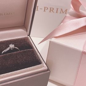 【アイプリモ(I-PRIMO)の口コミ】 婚約指輪と結婚指輪をセットで着けた時の見映えと、着けている感覚がほと…