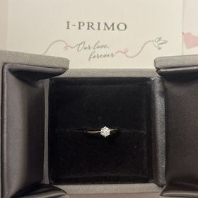 【アイプリモ(I-PRIMO)の口コミ】 どのダイヤも高品質です。スコープでのぞいた時のカットが綺麗でした。実…