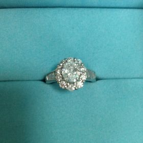 【ジュエリーツツミ(JEWELRY TSUTSUMI)の口コミ】 ブルガリと迷いましたが、最終的にブランドはどこでも構わないので、絶対…