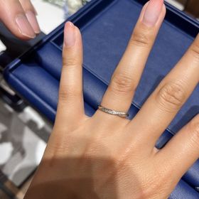 【銀座ダイヤモンドシライシの口コミ】 キラキラ輝くダイヤがとても素敵です。
ダイヤモンドシライシの指輪はとに…