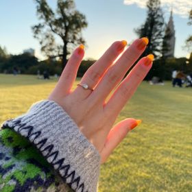 【atelier ST, CAT(アトリエ エスティーキャット)の口コミ】 デザインと接客が決め手でした。
偶然広告でお見かけし、デザインに一目惚…