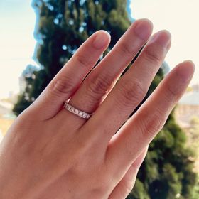 【TASAKI(タサキ)の口コミ】 ダイヤの輝きが違いました。元々ハーフエタニティを探して、銀座の有名店…