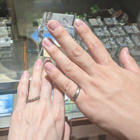 【BIJOUPIKO(ビジュピコ)の口コミ】 写真の指輪は、一本線で繋がっているため、全方位から楽しめるデザインで…