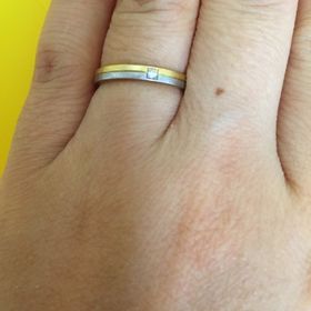 【ラザール ダイヤモンド(LAZARE DIAMOND)の口コミ】 普通の指輪に抵抗があって、購入した指輪は、プラチナとゴールドの二層の…