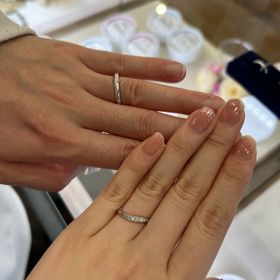 【BIJOUPIKO(ビジュピコ)の口コミ】 ダイヤモンドも数が多いので、とても綺麗で存在感もあります。リングの太…