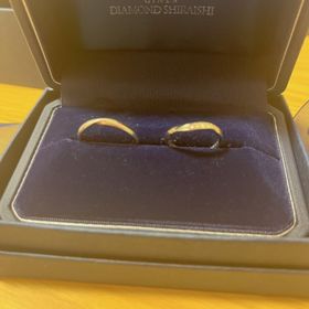 【銀座ダイヤモンドシライシの口コミ】 デザインもシンプル王道で永く愛用出来ると思います。二人の意見がちょう…