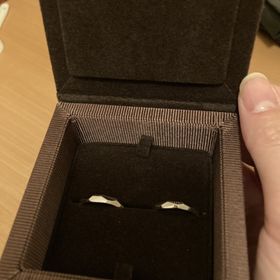 【PAVEO CHOCOLAT(パヴェオショコラ)の口コミ】 カットデザインのリングを探しており、梅田にウエディングリング専門店を…