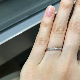 【アイプリモ(I-PRIMO)の口コミ】 はじめはダイヤが入っていない指輪で探していましたが、ダイヤ入りのをつ…