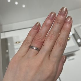 【MIKIMOTO(ミキモト)の口コミ】 ぐるっと一周に渡って線がクロスで刻まれているリングです。888本あるよう…