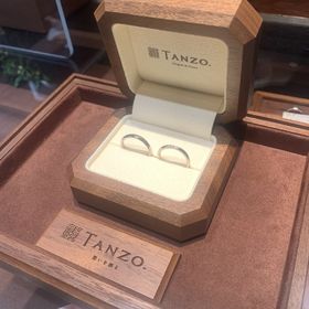 【TANZO.(鍛造指輪)の口コミ】 担当してくださった方が、とても丁寧に、一緒に喜んでくださいながら指輪…