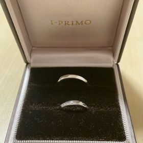 【アイプリモ(I-PRIMO)の口コミ】 数件試着していたが、こちらの指輪を試着したときのフィット感が2人とも気…