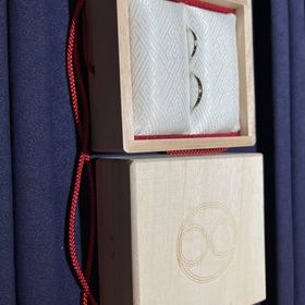 【TOMOE(トモエ)の口コミ】 シンプルなデザインと和の雰囲気が気に入り購入。見た目だけでなく付け心…