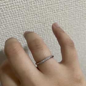 【4℃ BRIDAL(ヨンドシーブライダル)の口コミ】 婚約指輪に合わせて同じブランドにしました。同じブランドにすると特典が…