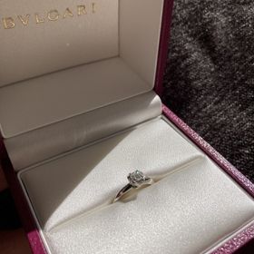 【ブルガリ(BVLGARI)の口コミ】 旦那が選んでくれました。
ザ！結婚指輪!という感じのものを渡したかった…