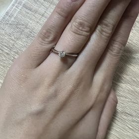 【アイプリモ(I-PRIMO)の口コミ】 品質がよく、色々丁寧に説明してくれてダイヤも輝いていてこちらの条件に…